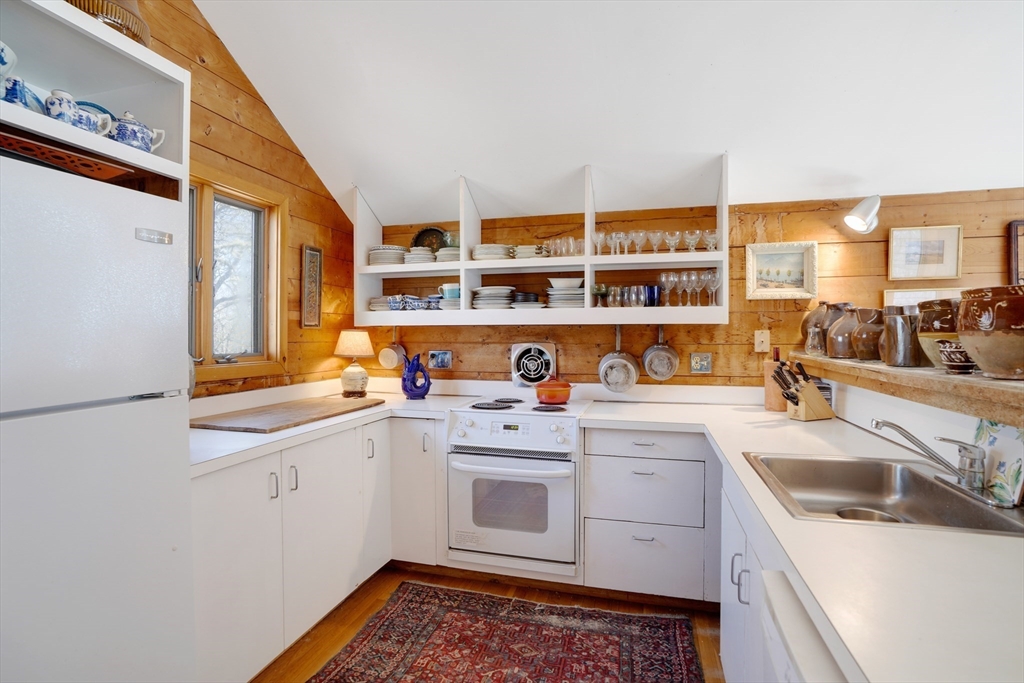 21 & 25 Fulling Mill Road, Chilmark, MA Photo #12