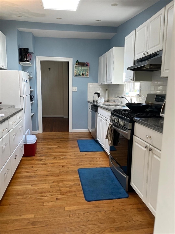 106 Samoset Ave 9/15/24-5/31/25