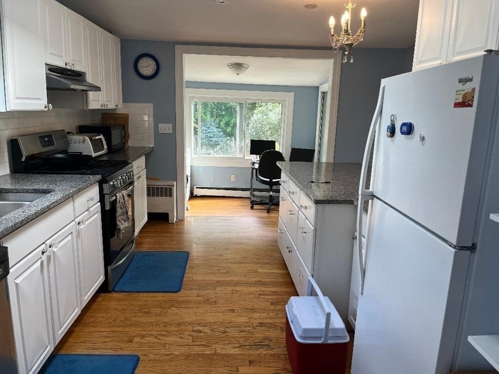 106 Samoset Ave 9/15/24-5/31/25