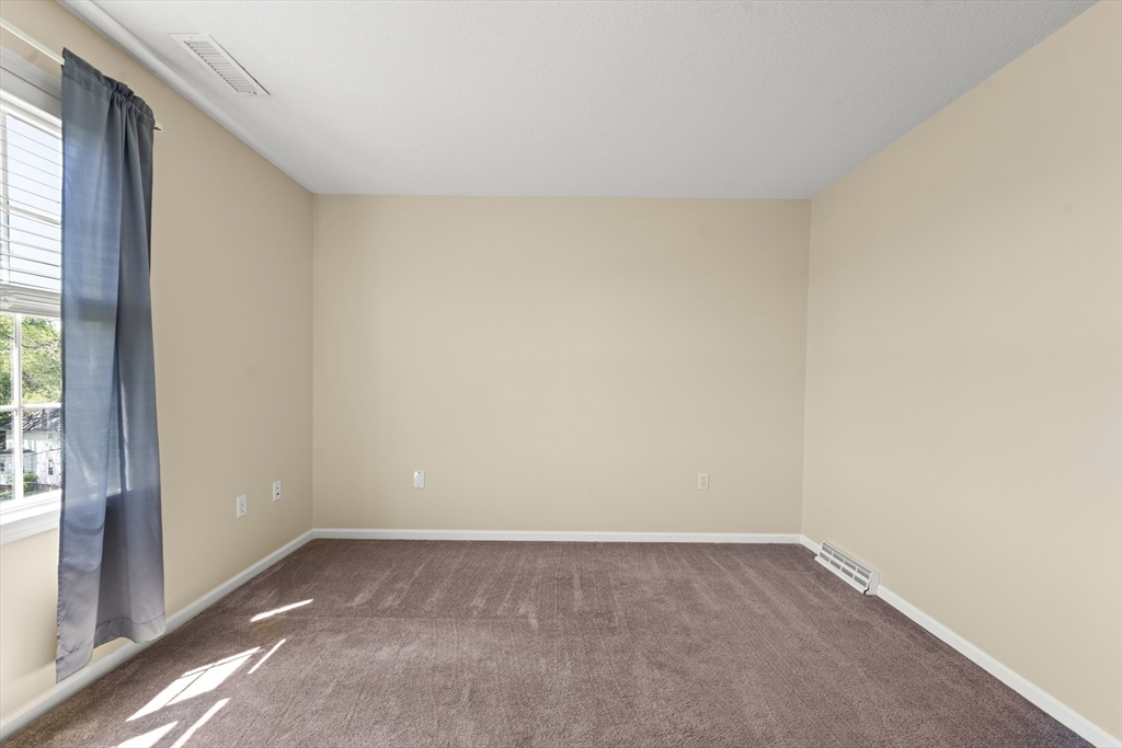 1507 E Mountain Rd, Westfield, MA Photo #34