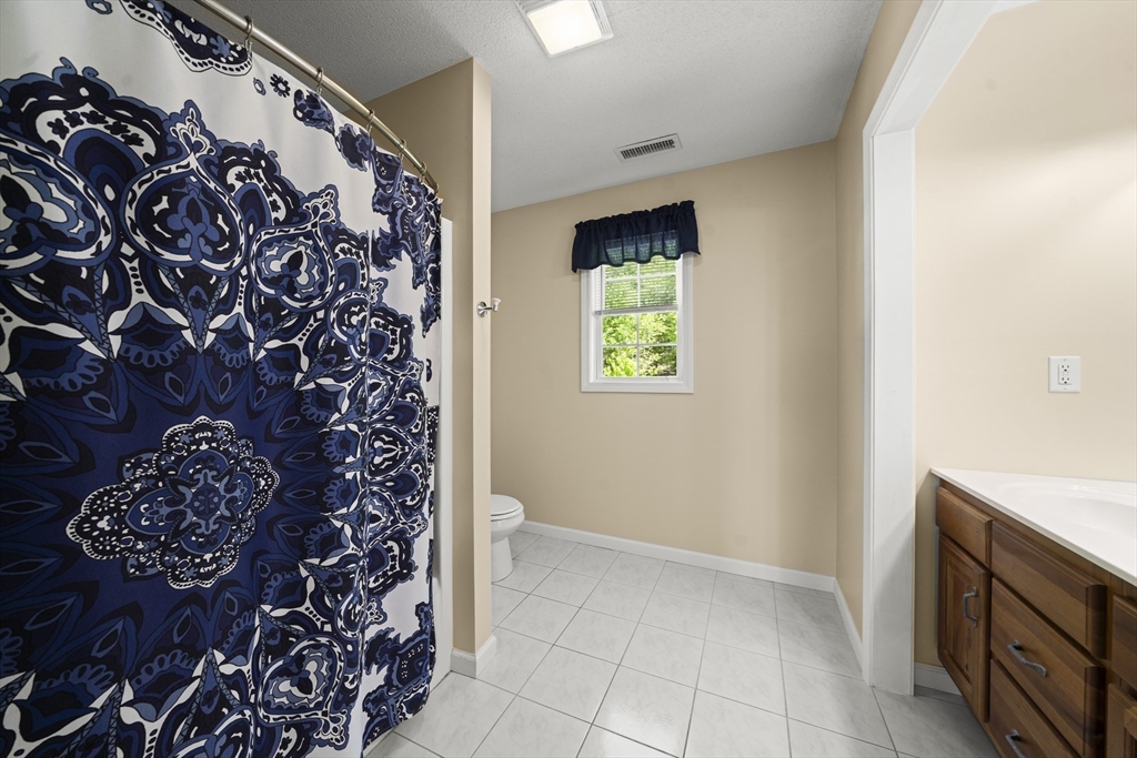 1507 E Mountain Rd, Westfield, MA Photo #19
