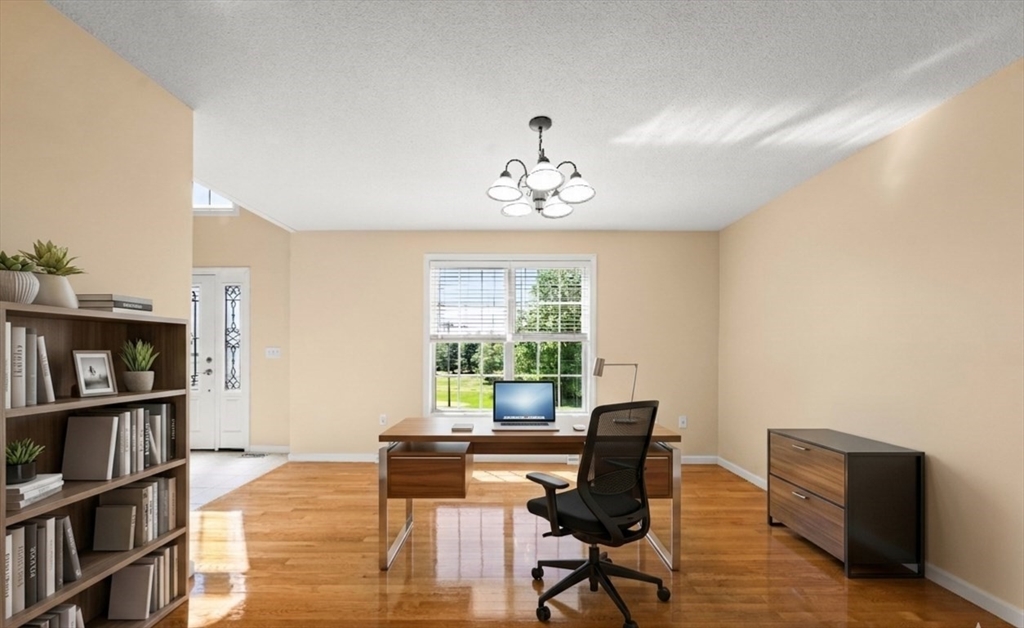 1507 E Mountain Rd, Westfield, MA Photo #13