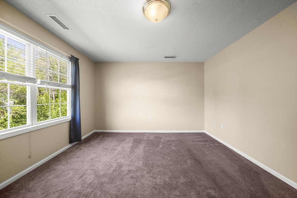 1507 E Mountain Rd, Westfield, MA Photo #30