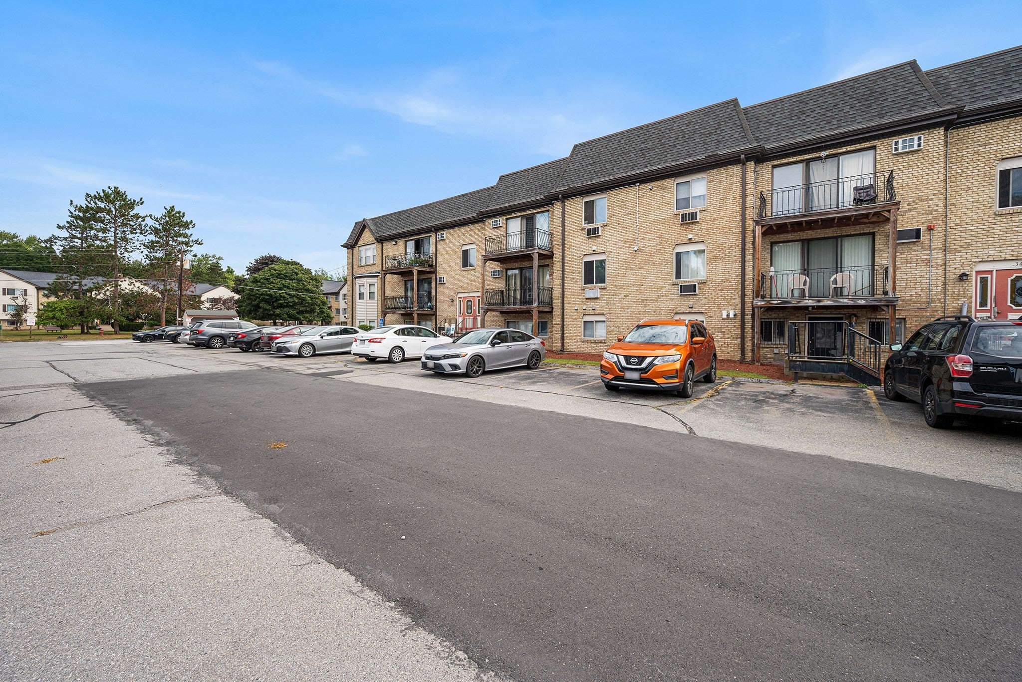 347 Pawtucket Blvd #3, Lowell, MA, 347 Pawtucket Blvd #3, Lowell, MA Photo #3