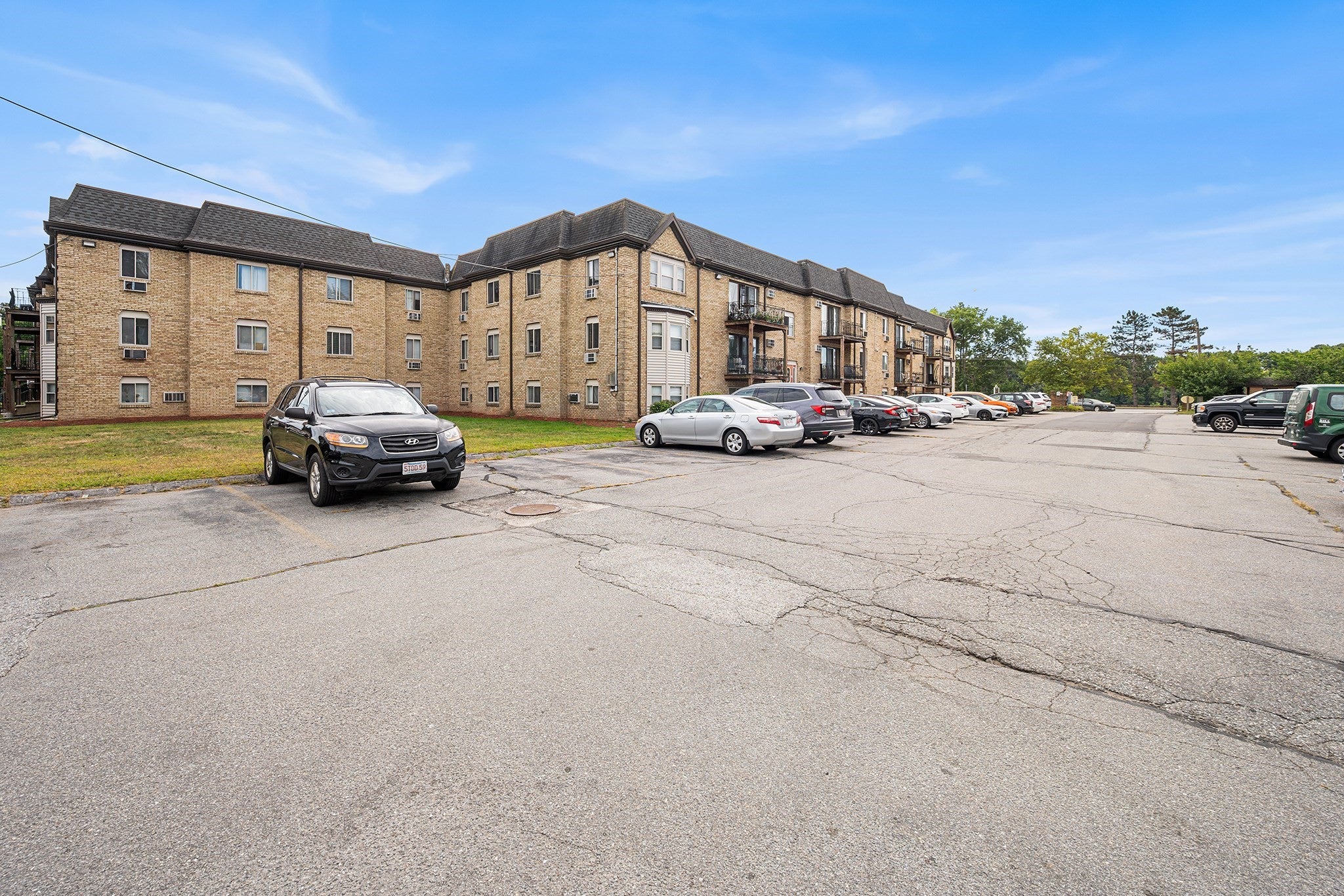 347 Pawtucket Blvd #3, Lowell, MA, 347 Pawtucket Blvd #3, Lowell, MA Photo #2