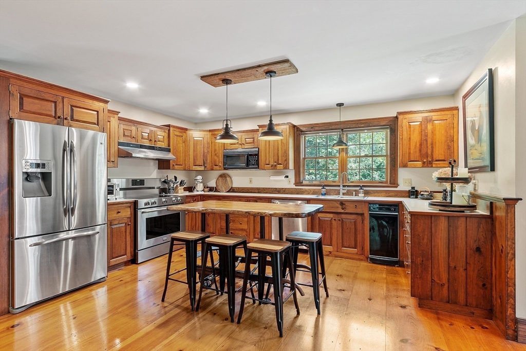 794 Ashburnham Hill Rd