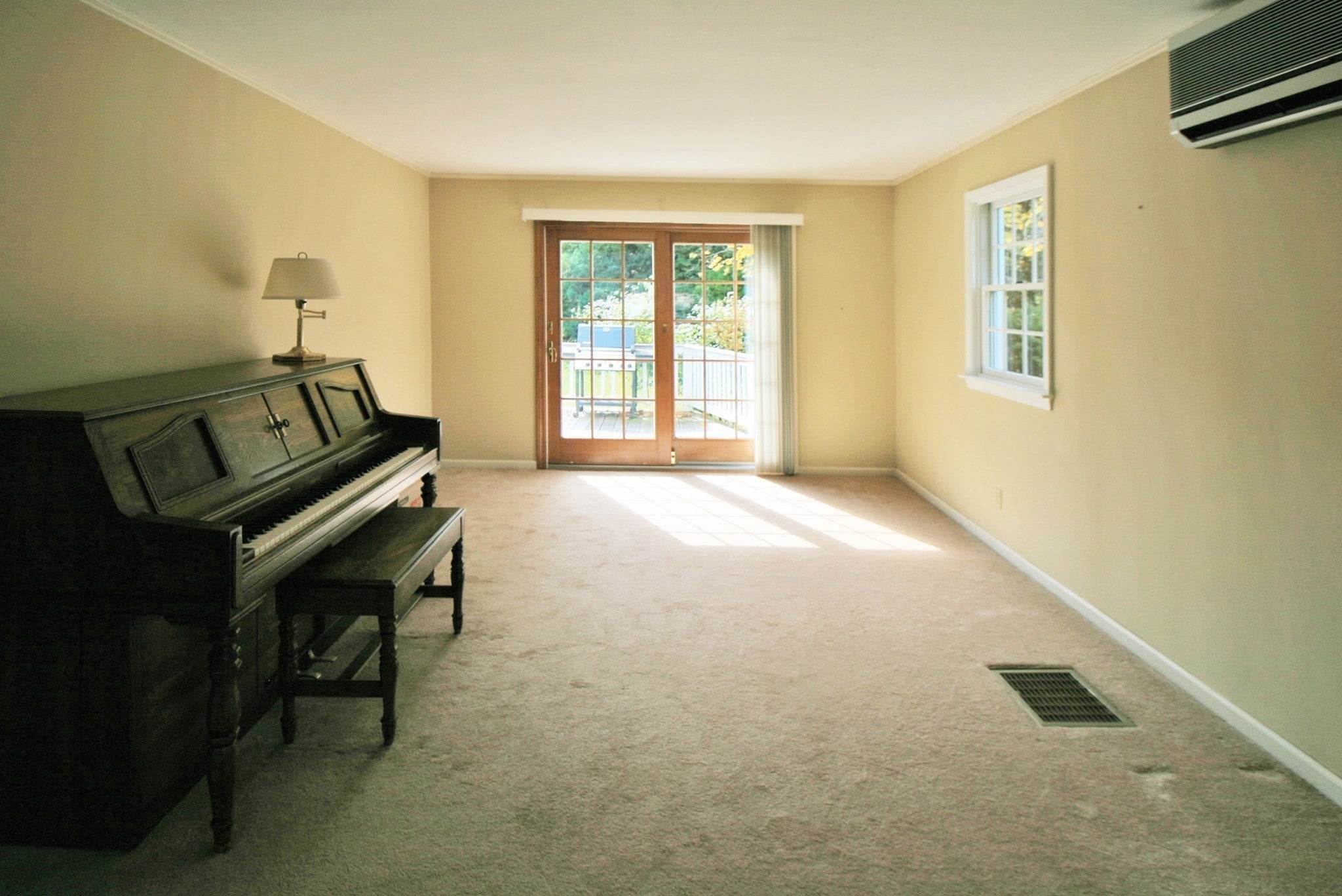 28 South Street, Easthampton, MA, 28 South Street, Easthampton, MA Photo #9