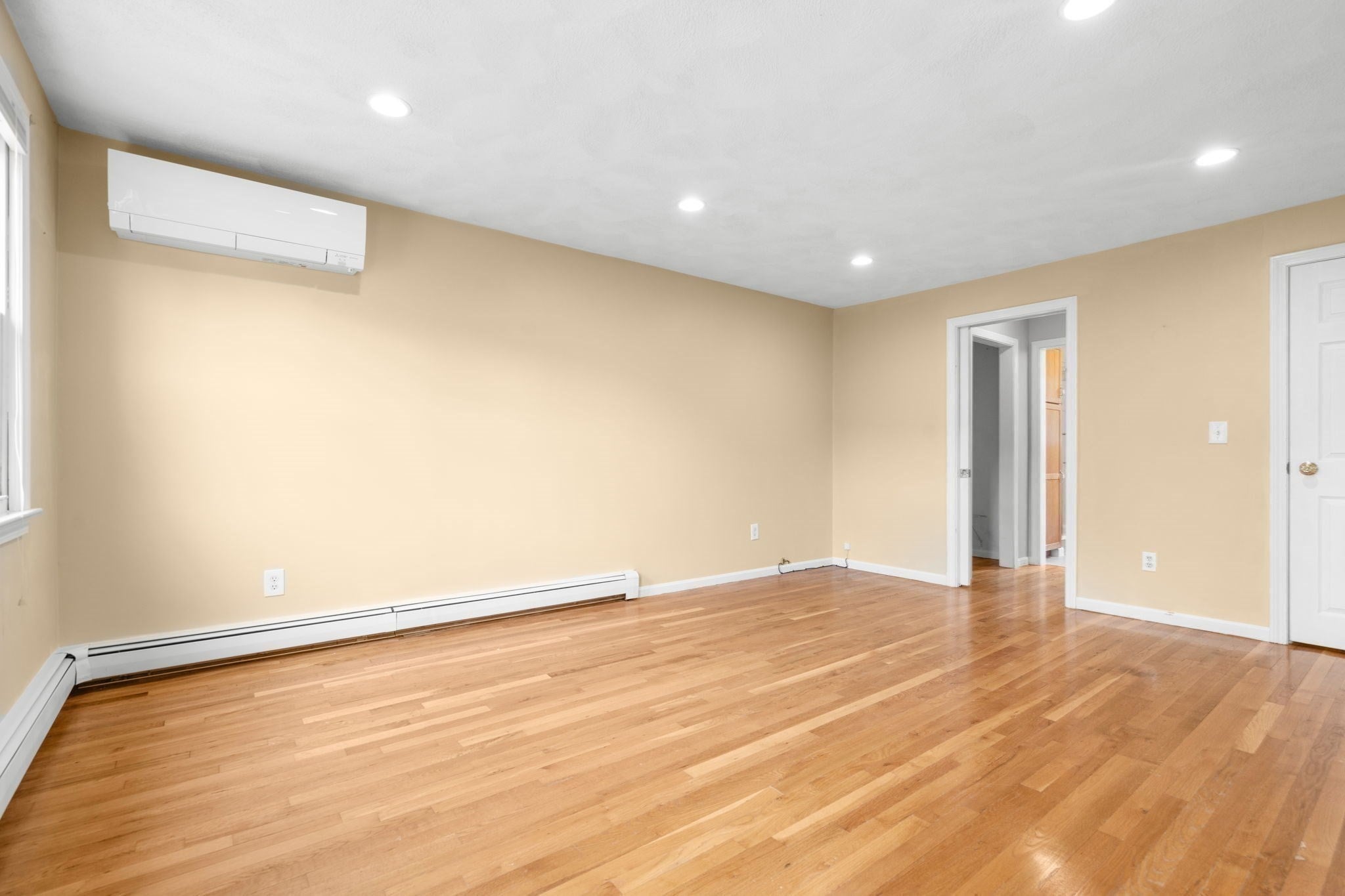 26 Waterview Drive, Medway, MA Photo #30