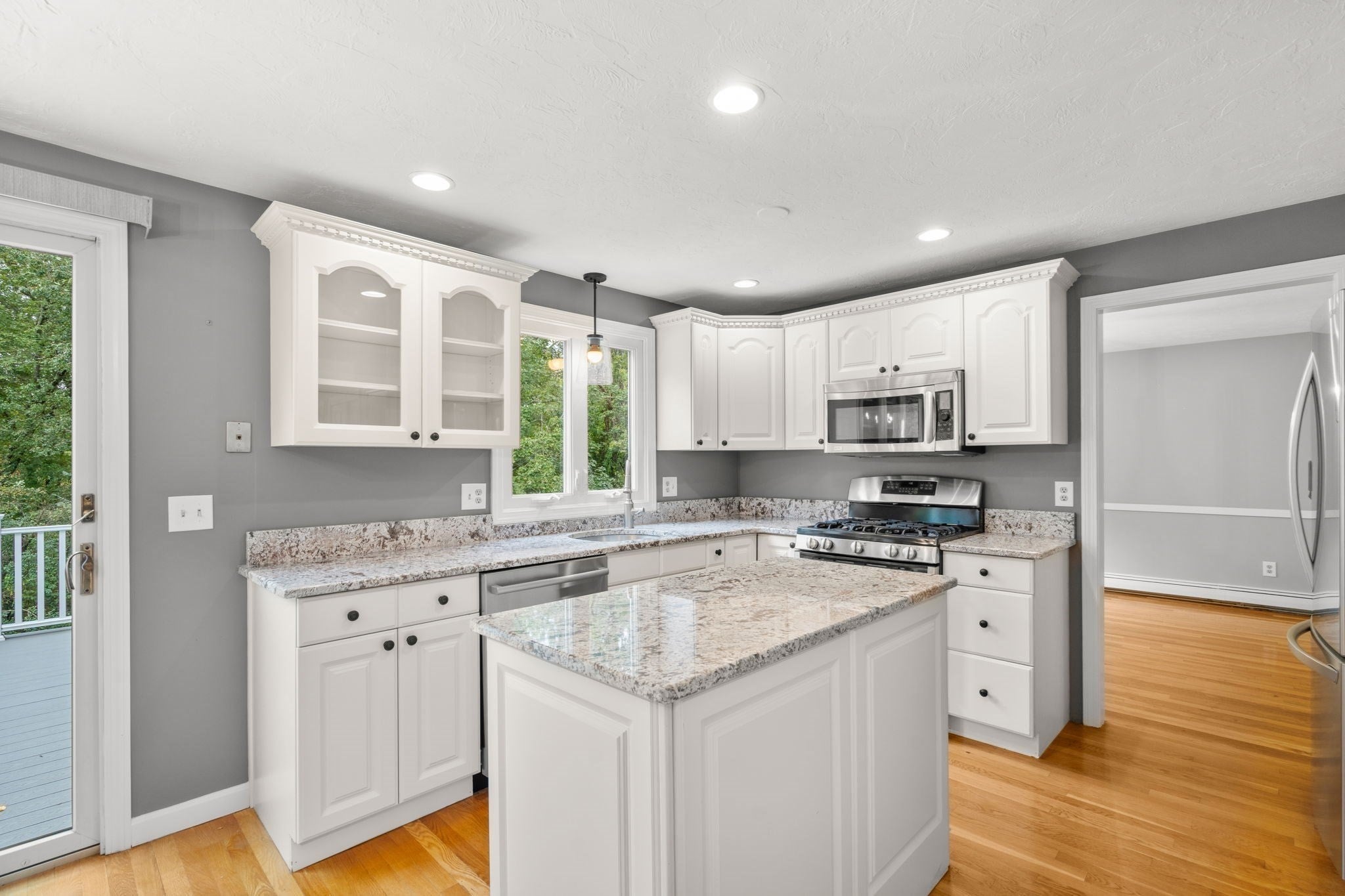 26 Waterview Drive, Medway, MA Photo #15