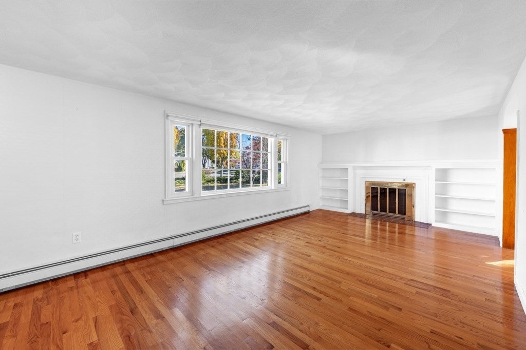 20 Elmcrest Rd, Wakefield, MA, 20 Elmcrest Rd, Wakefield, MA Photo #19
