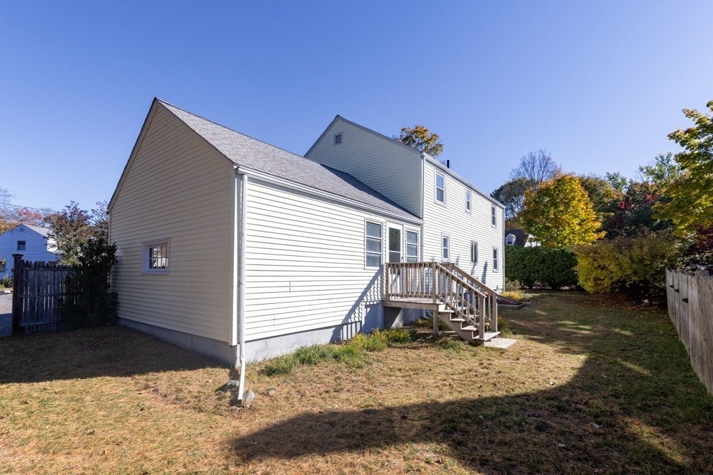 20 Elmcrest Rd