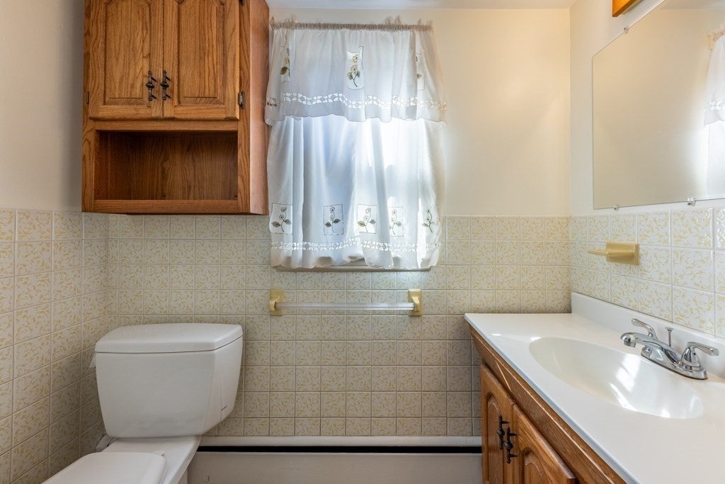 20 Elmcrest Rd, Wakefield, MA, 20 Elmcrest Rd, Wakefield, MA Photo #35