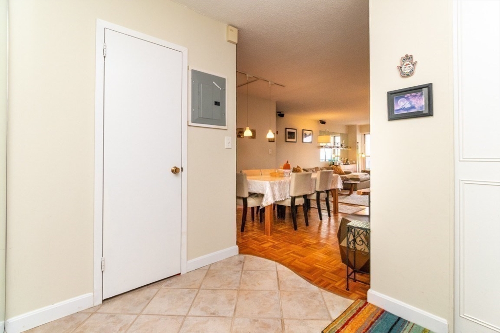 111 Perkins Street 282