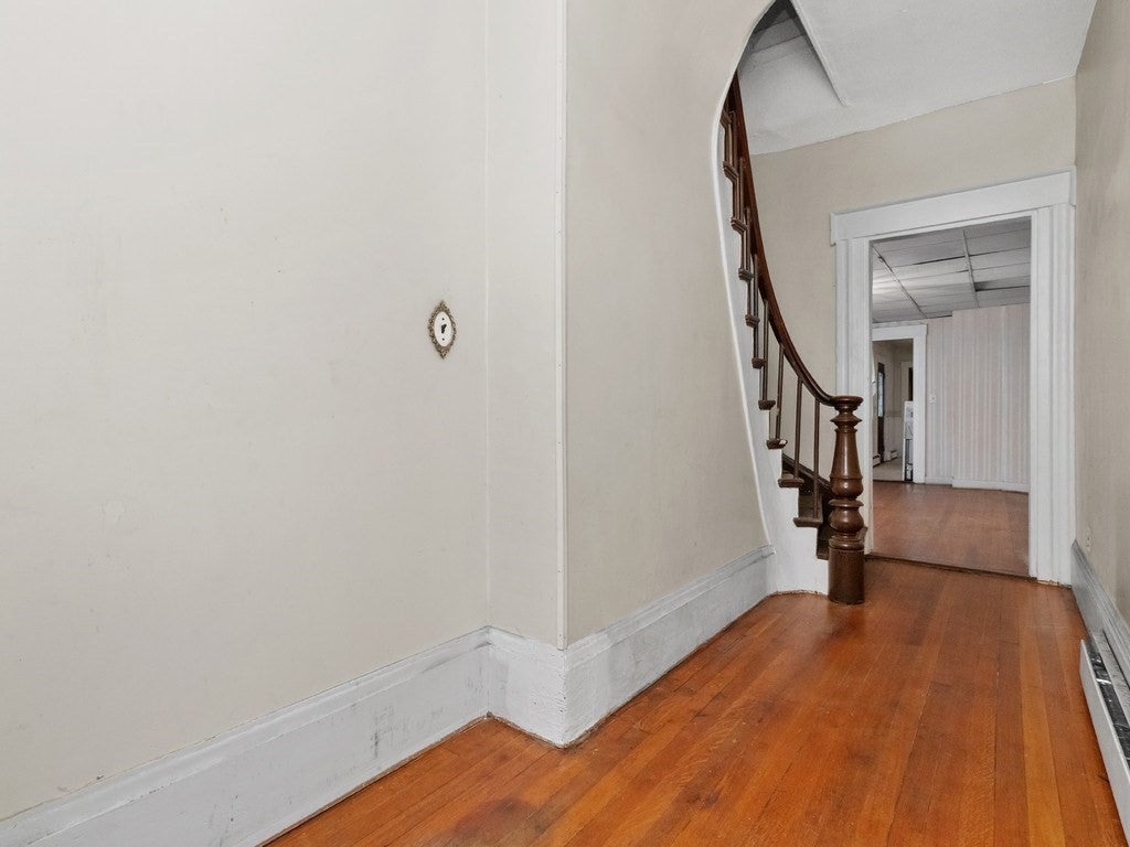32 Vernon Street, Waltham, MA, 32 Vernon Street, Waltham, MA Photo #9