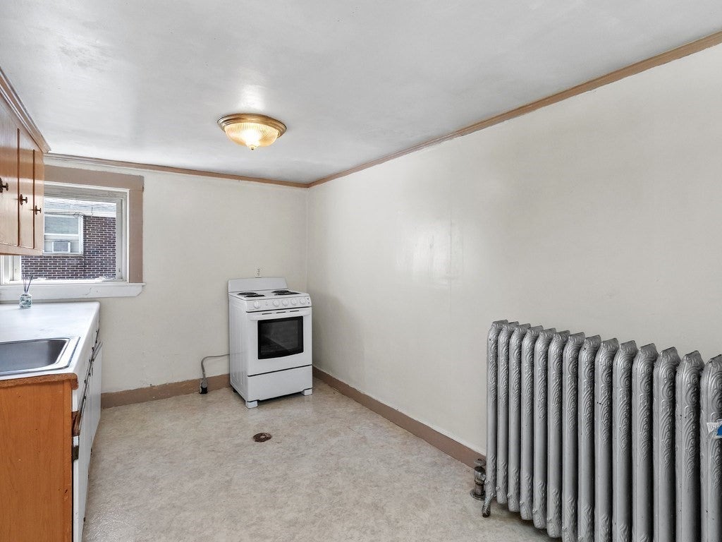 32 Vernon Street, Waltham, MA, 32 Vernon Street, Waltham, MA Photo #17