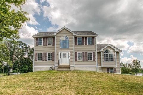 9 Cart Path Road Dracut MA 01826