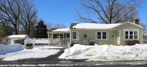 Photo of 19 Marietta Ave, Shrewsbury, MA 01545 (MLS # 73483307)