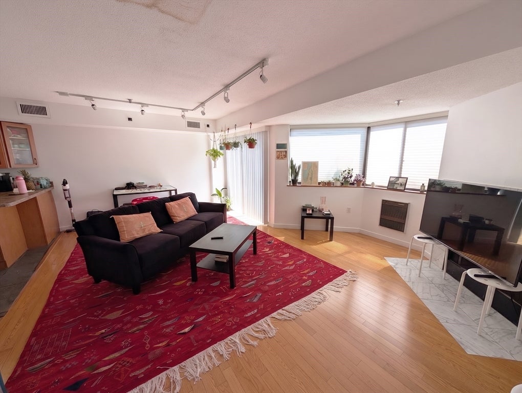 Photo of 147 Kelton St, Boston, MA