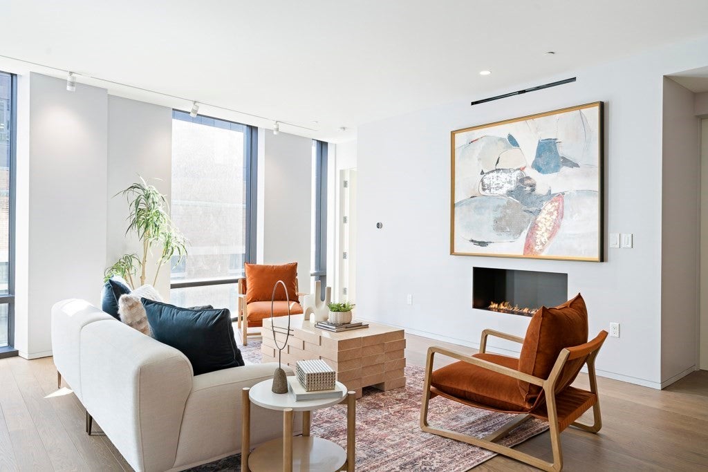 10 Farnsworth St 3B