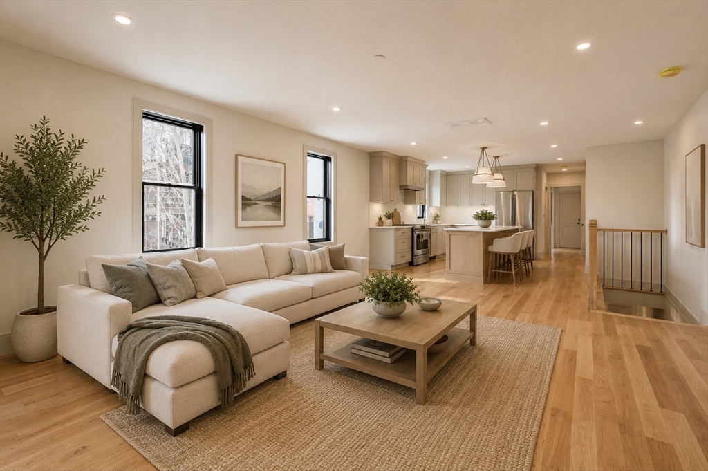 68 Rowe St U1