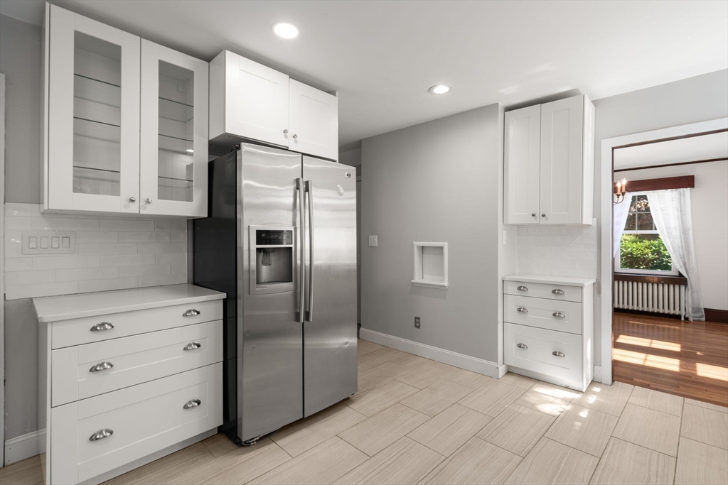 132 Dale St, Waltham, MA, 132 Dale St, Waltham, MA Photo #4
