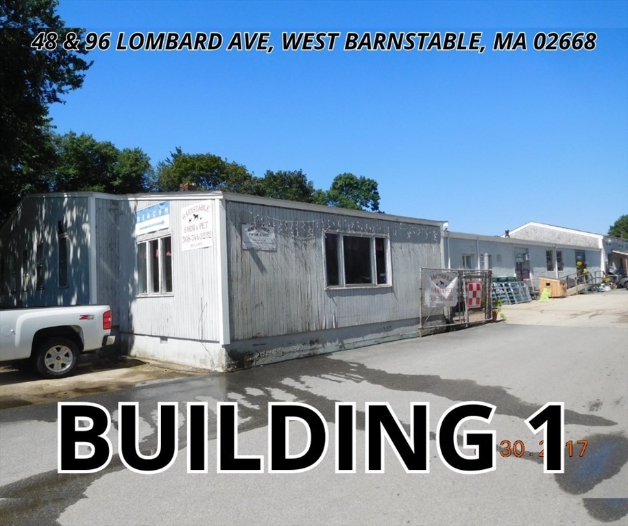 96 Lombard Ave