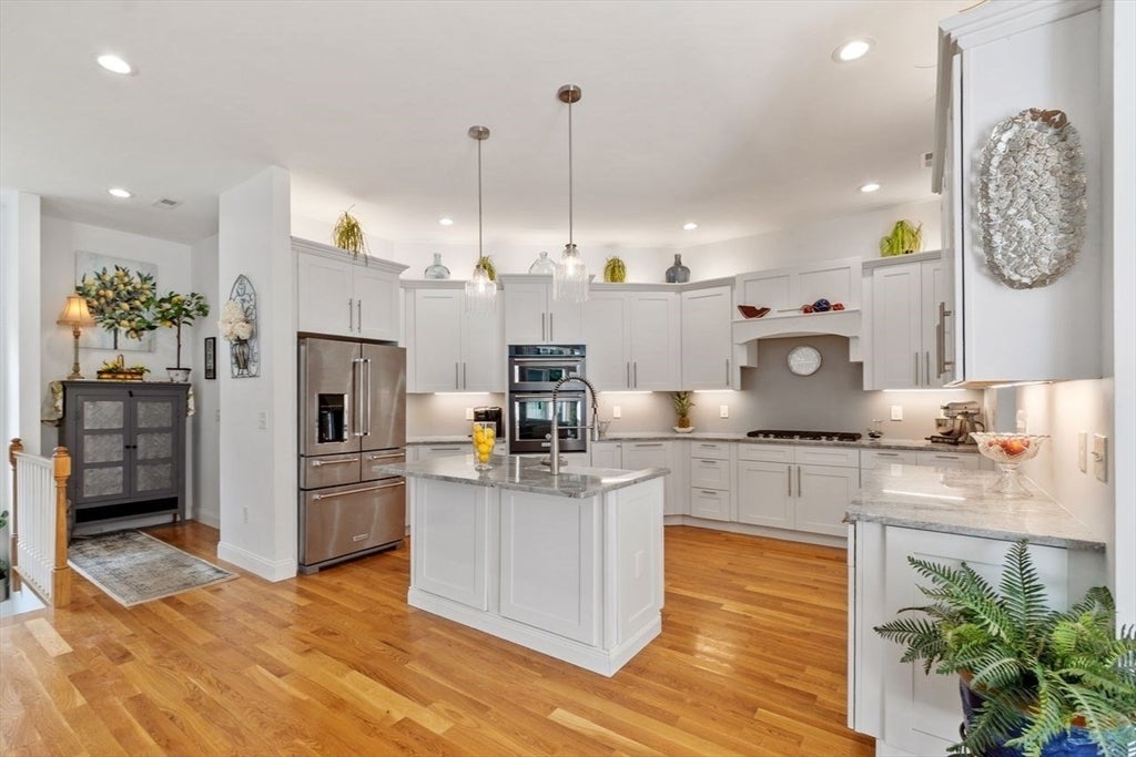 21 Sherwood Dr, Spencer, MA Photo #14