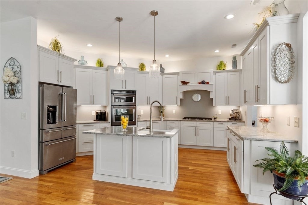 21 Sherwood Dr, Spencer, MA Photo #17
