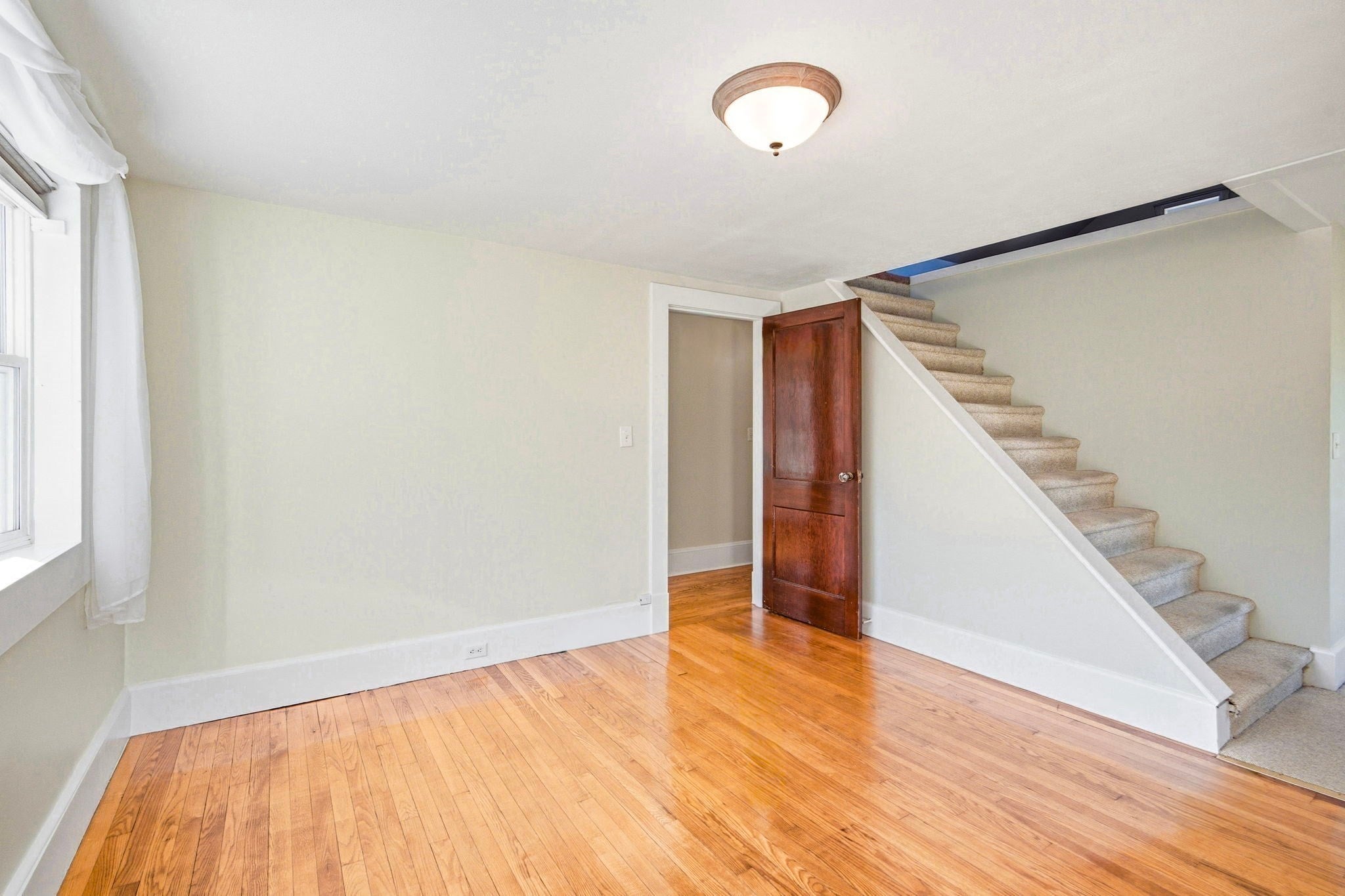 32 East St, Southampton, MA Photo #22