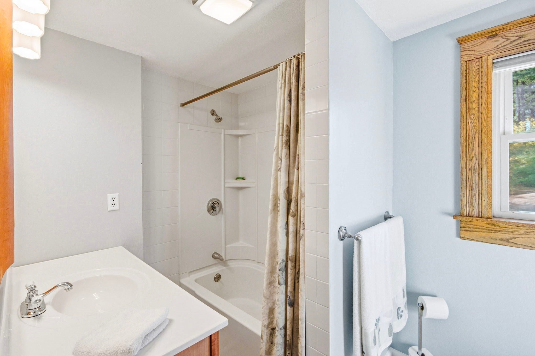 32 East St, Southampton, MA Photo #16