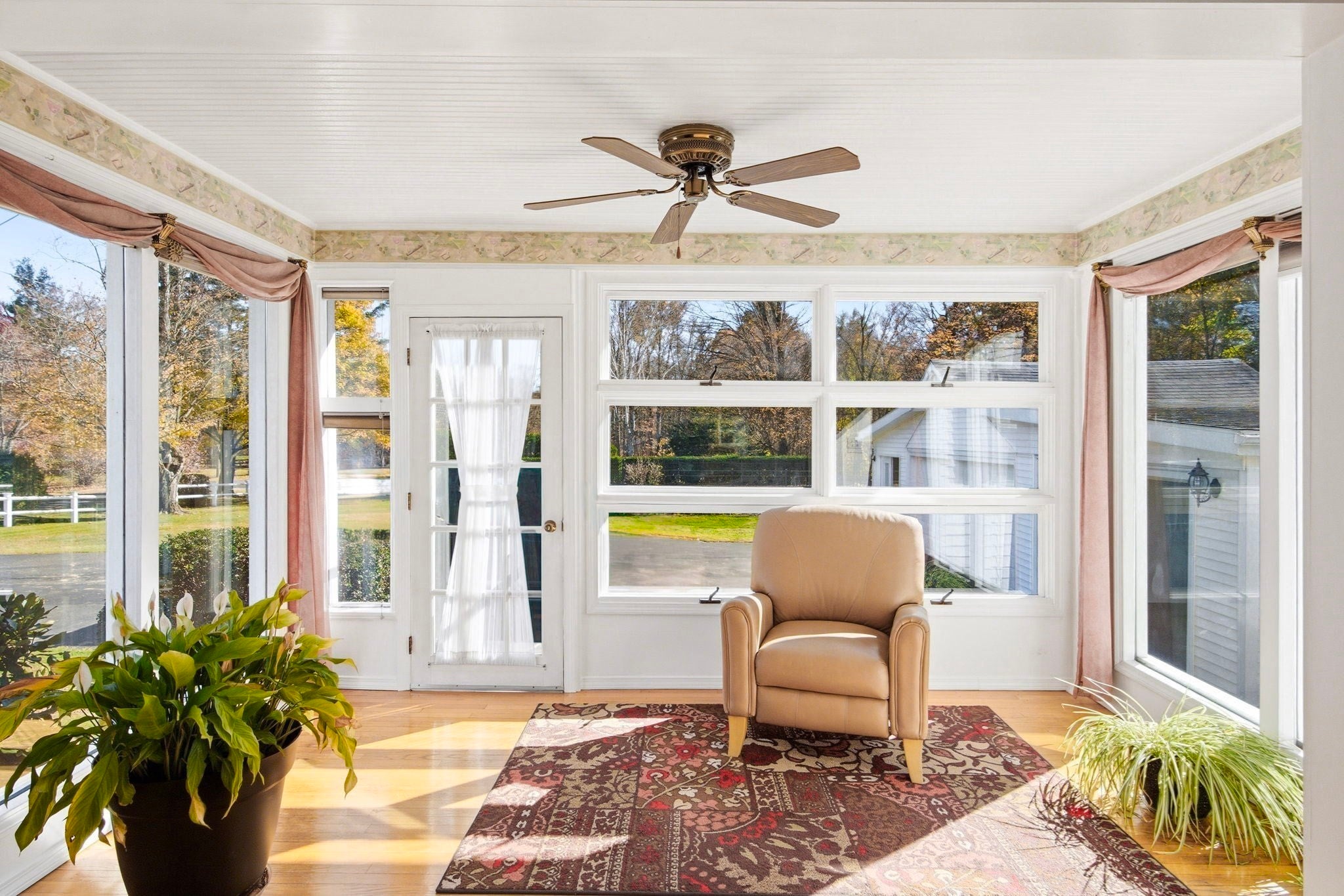 32 East St, Southampton, MA Photo #5