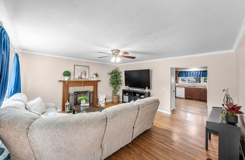 114 Fenway Dr, Springfield, MA, 114 Fenway Dr, Springfield, MA Photo #7