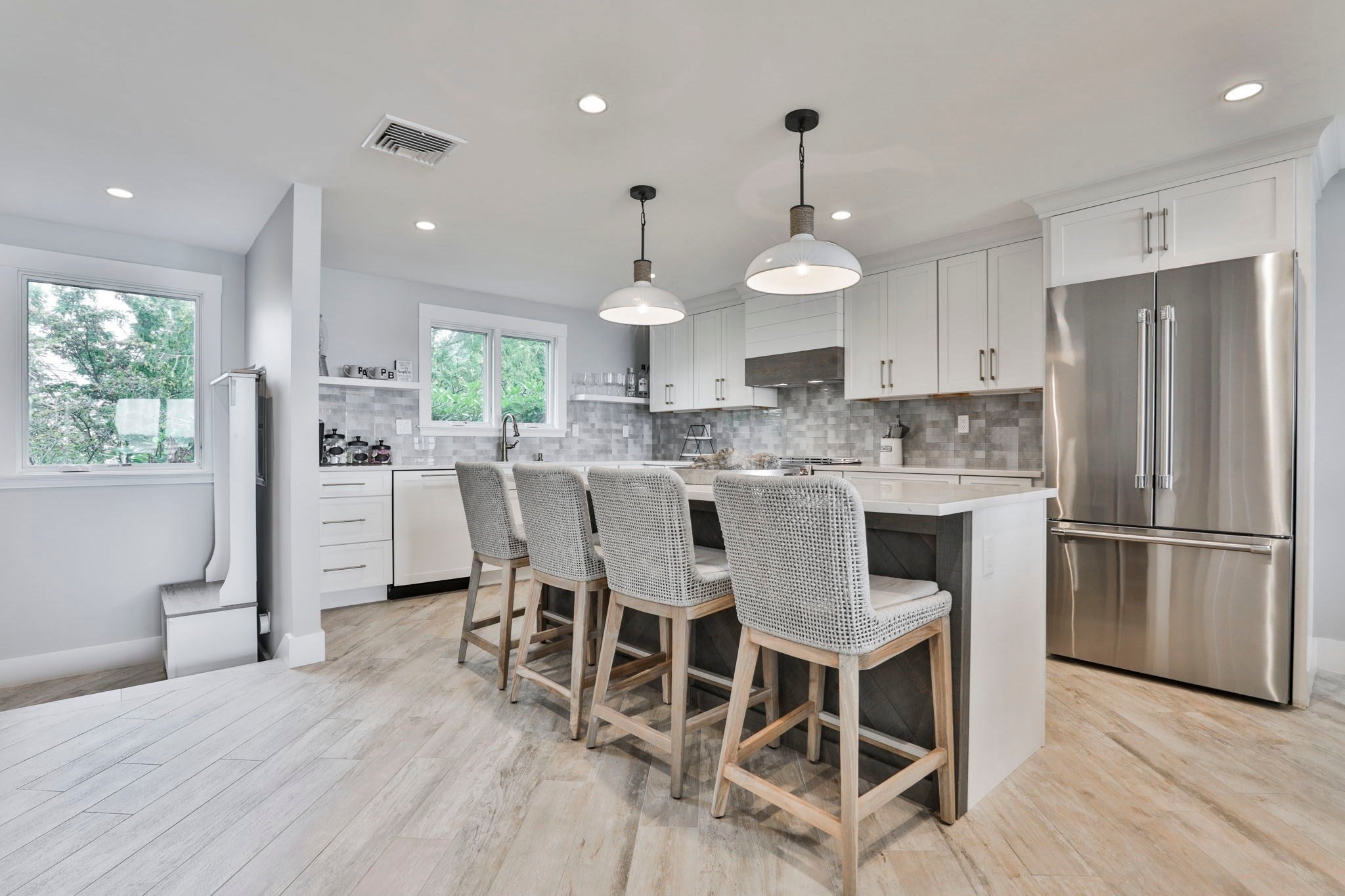 45 Raymond Street #7, Manchester, MA, 45 Raymond Street #7, Manchester, MA Photo #2