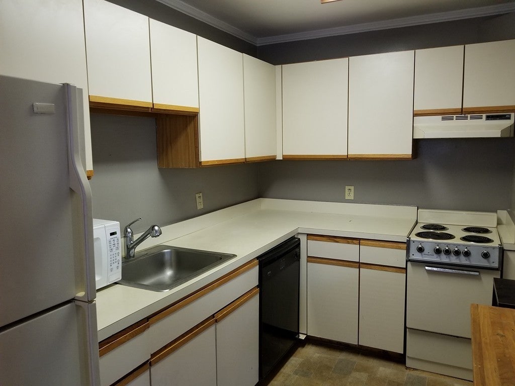 195 Thomas Burgin Pkwy #411, Quincy, MA, 195 Thomas Burgin Pkwy #411, Quincy, MA Photo #2