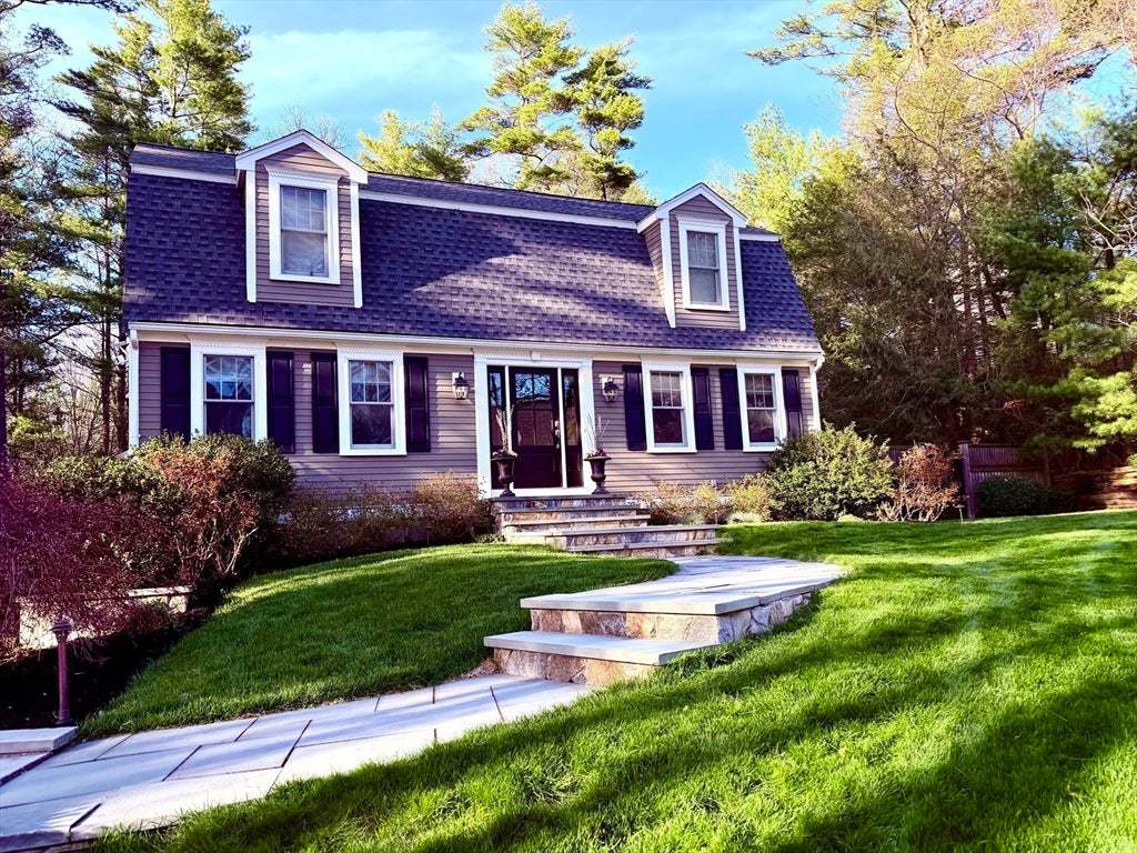 66 Simmons Dr