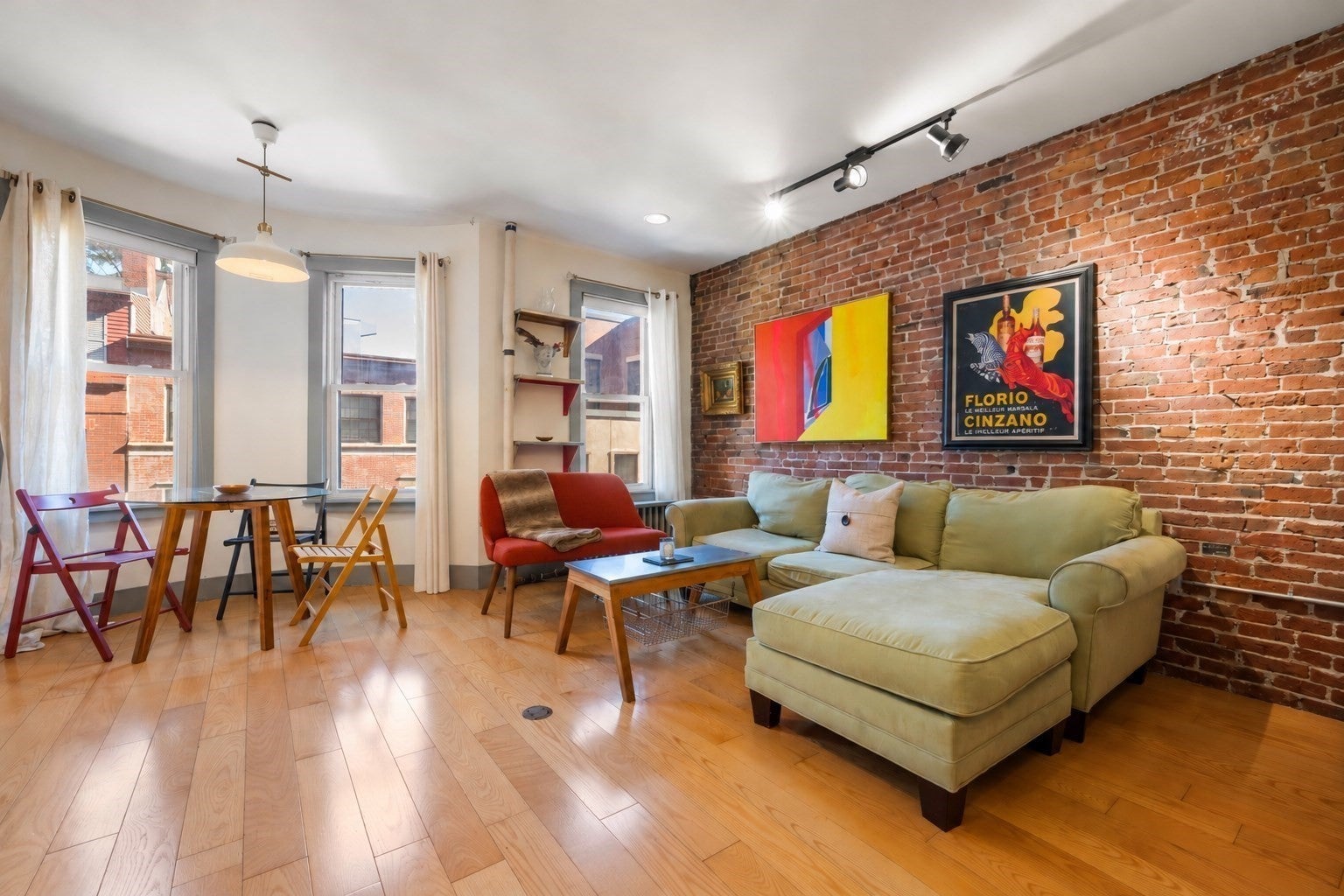 77 Tyler Street 3