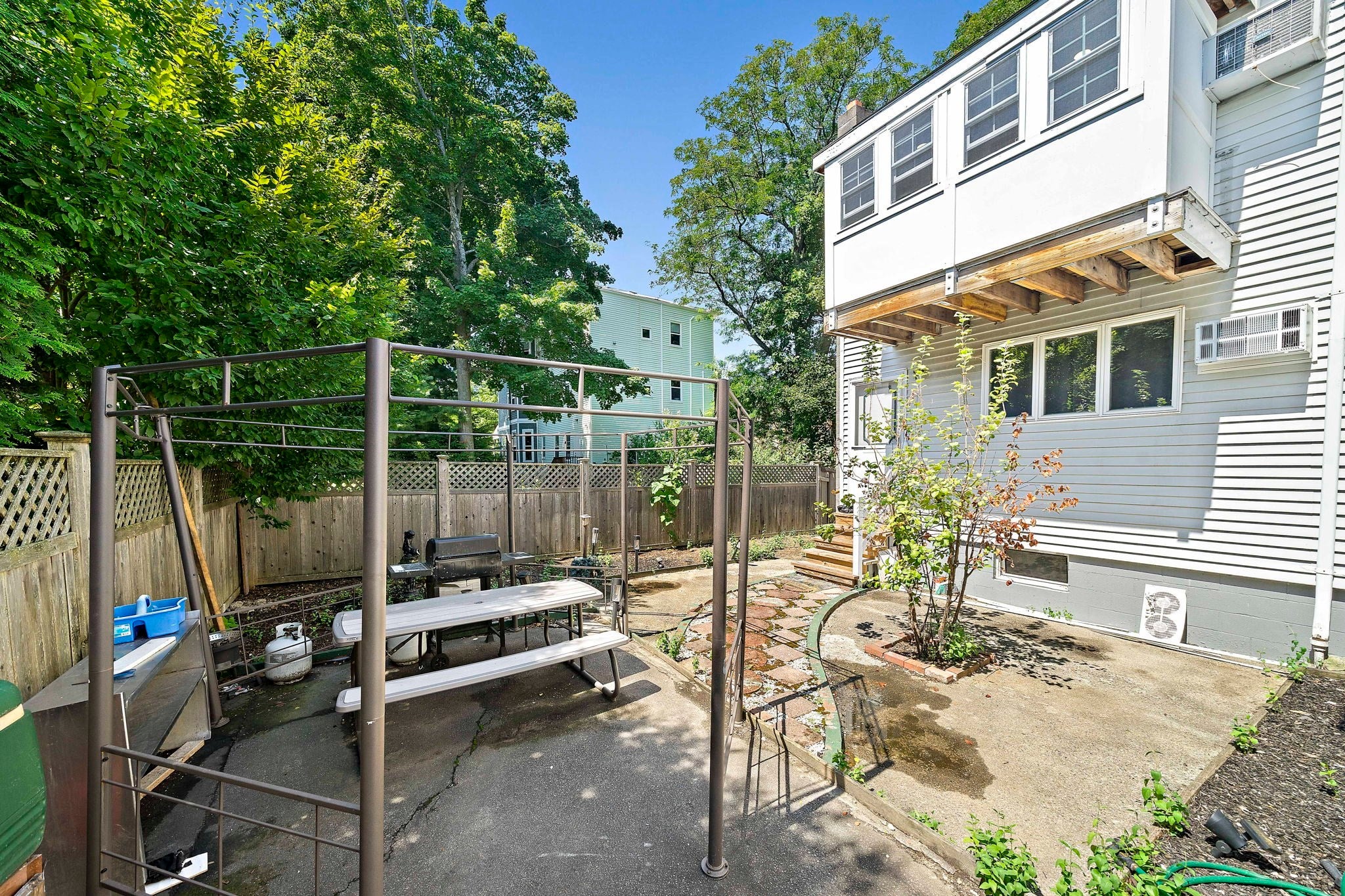 2 Cottage Cir #2, Somerville, MA Photo #18
