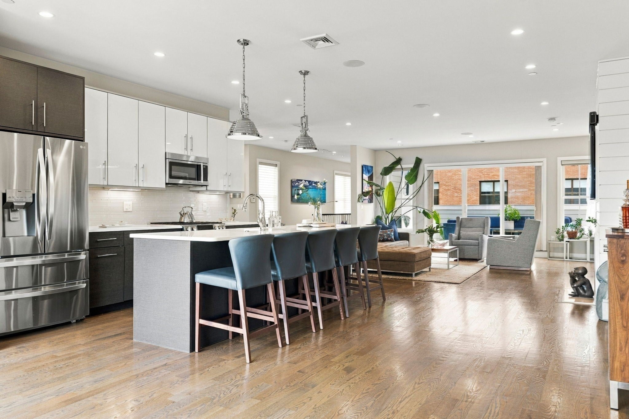 8 Baker Ct 4