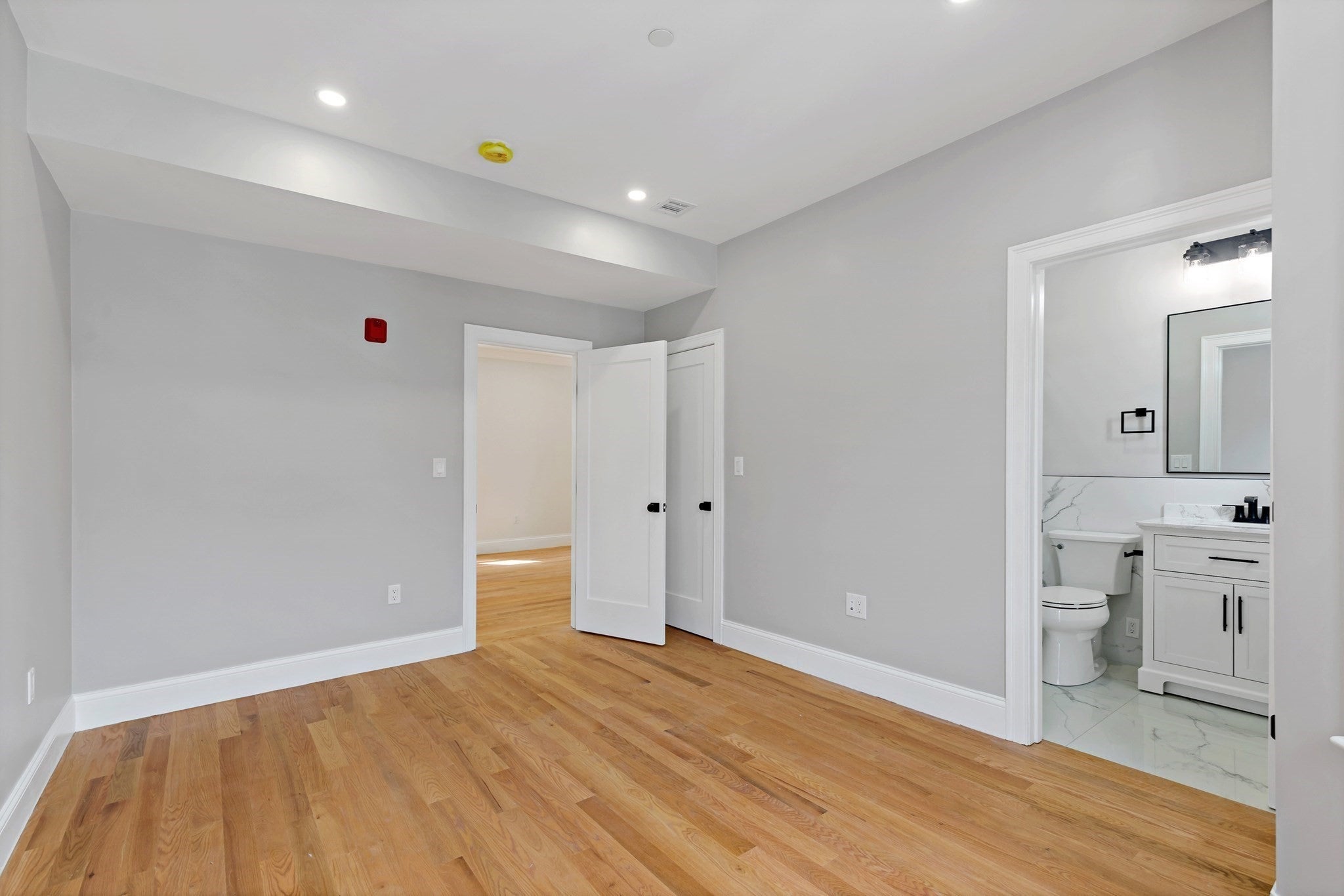 13 Langmaid Ave #2, Somerville, MA Photo #23
