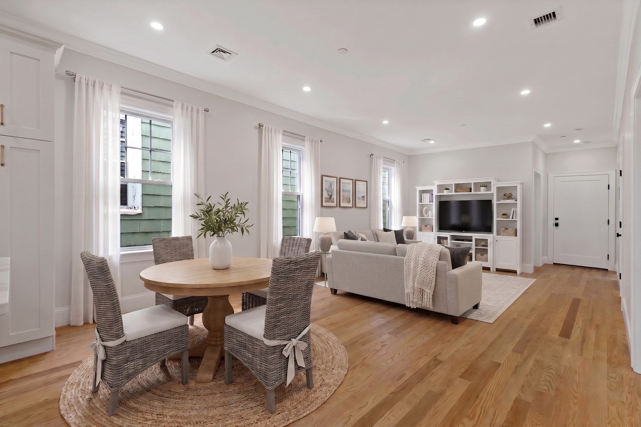 13 Langmaid Ave #2, Somerville, MA Photo #2