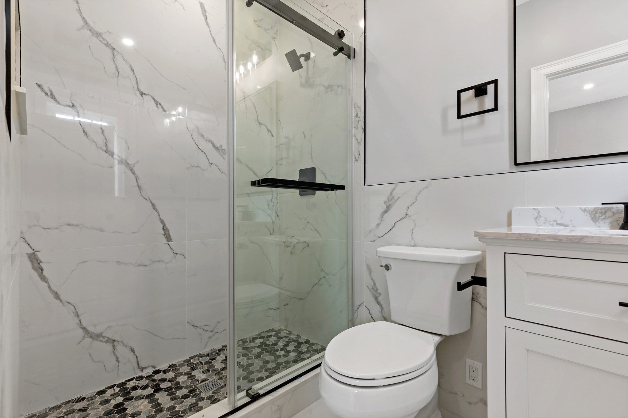 13 Langmaid Ave #2, Somerville, MA Photo #24