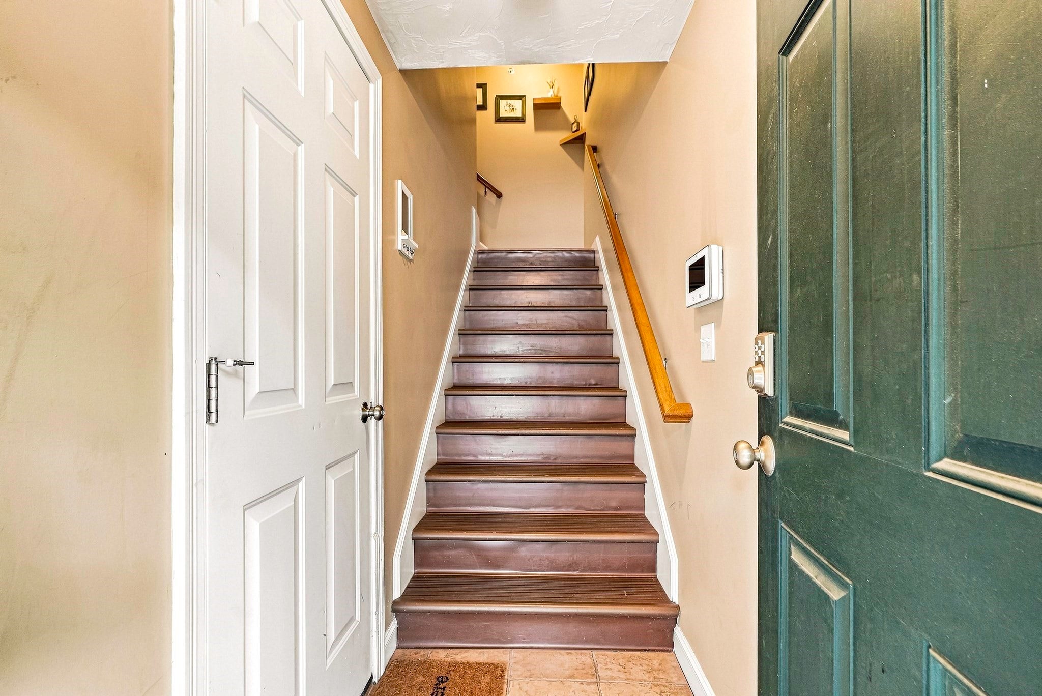 1284 County Street #1, Attleboro, MA, 1284 County Street #1, Attleboro, MA Photo #6