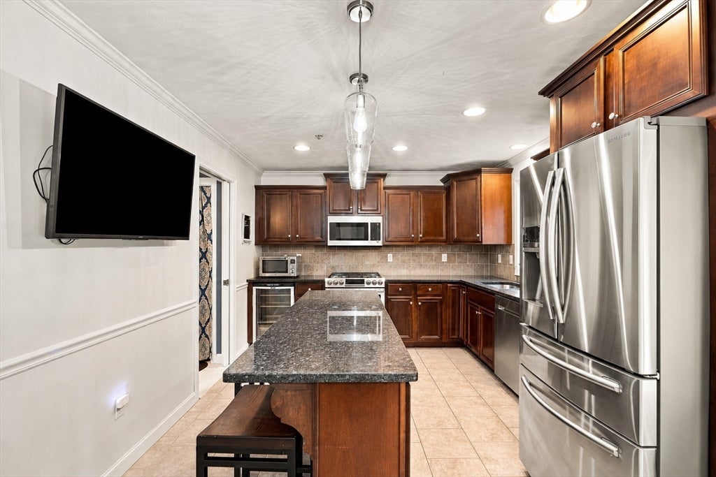 1284 County Street #1, Attleboro, MA Photo #9