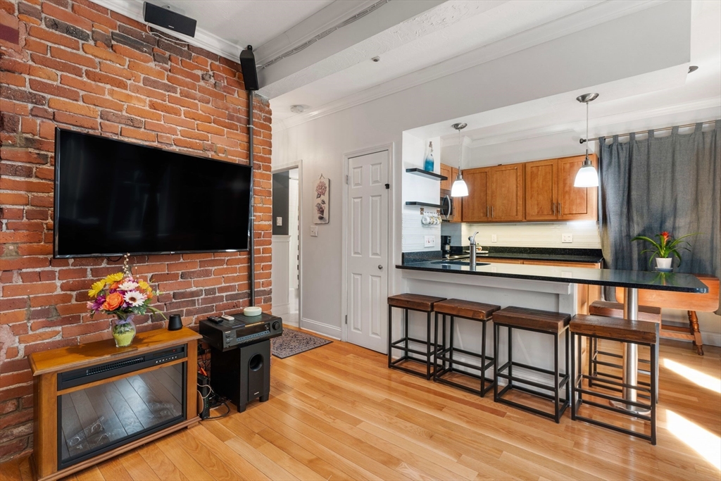 38RA Charter St 2