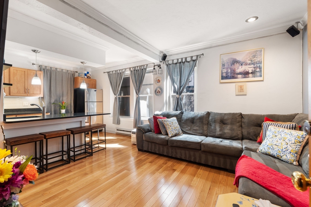 38RA Charter St 2