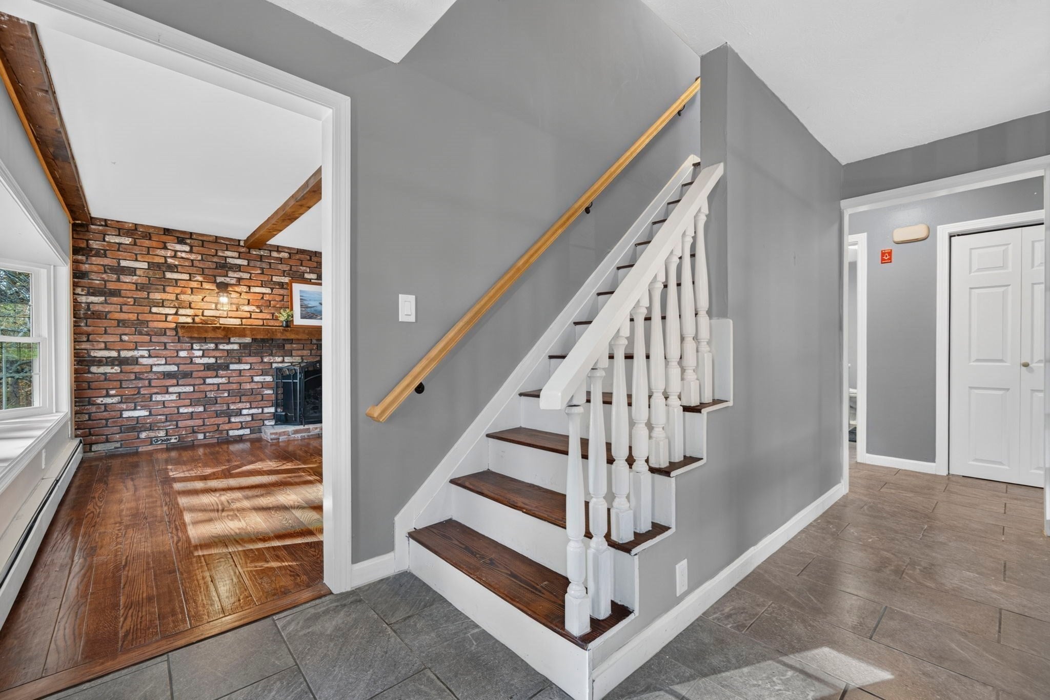 9 Thompson Rd, Hubbardston, MA, 9 Thompson Rd, Hubbardston, MA Photo #10