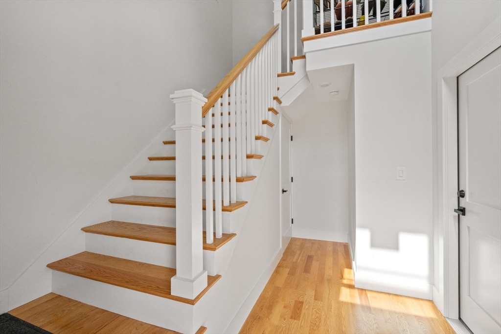 20 Ufford St 1