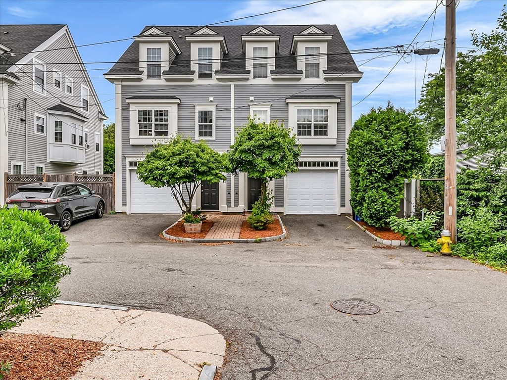 3 Waters St 3