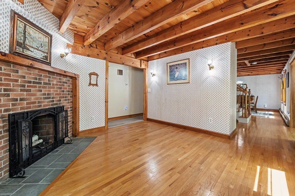 55 Wilson Pond Ln