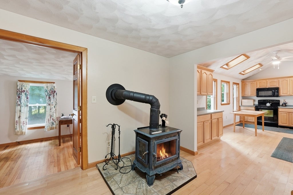 587 Main St, Boylston, MA Photo #8